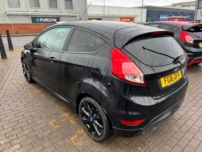 View FORD FIESTA 1.0 T EcoBoost Zetec S