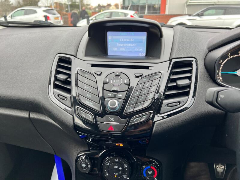 FORD FIESTA