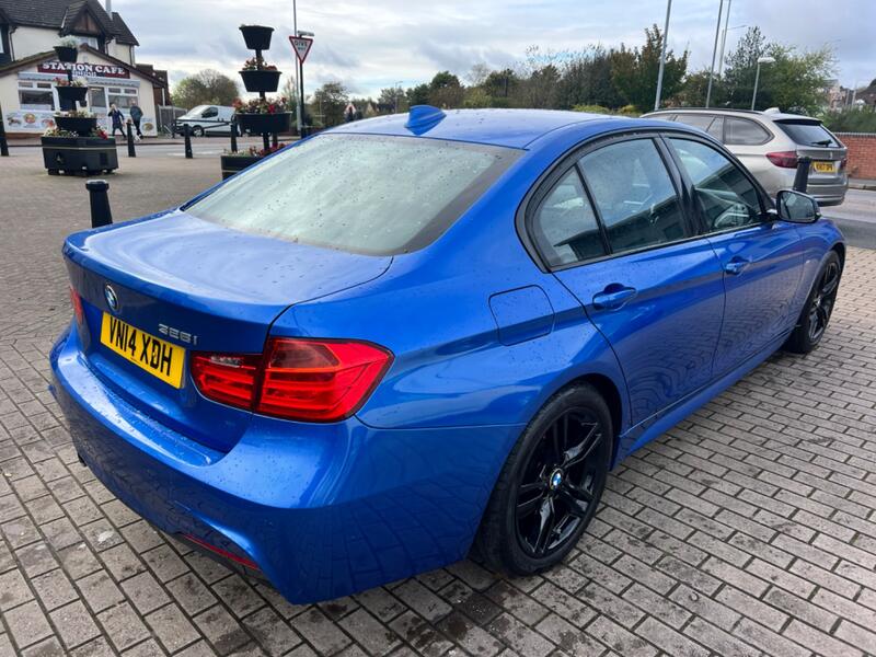 BMW 3 SERIES