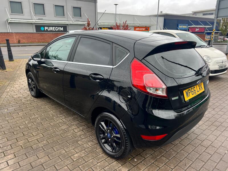 View FORD FIESTA 1.0 T EcoBoost Zetec