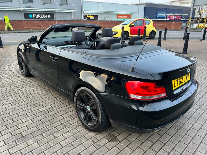 BMW 1 SERIES