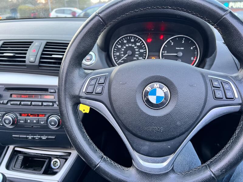 BMW 1 SERIES