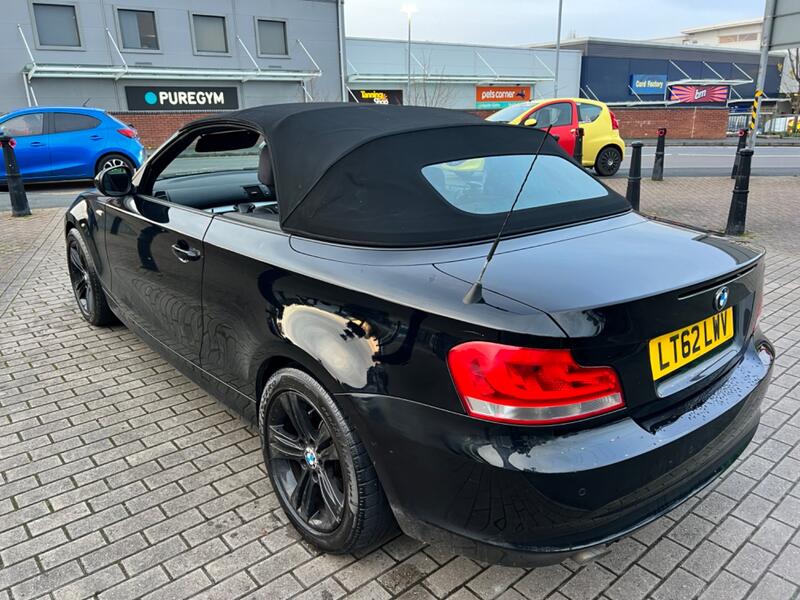 BMW 1 SERIES