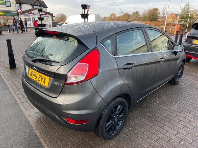 View FORD FIESTA 1.3 Zetec 