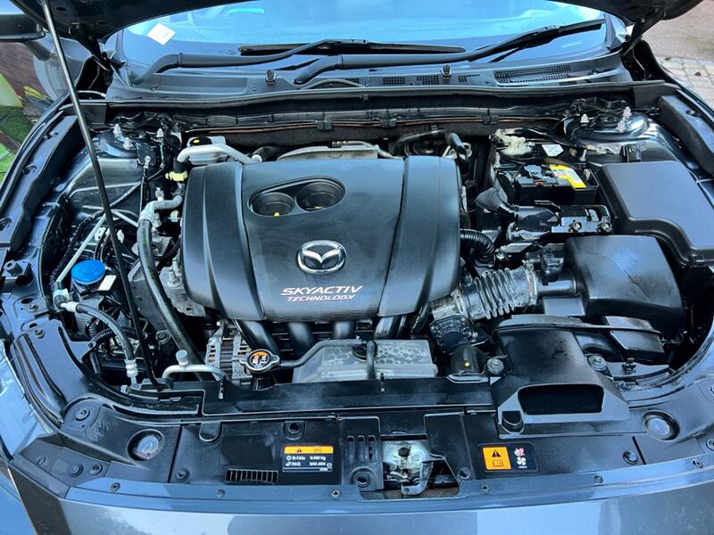 MAZDA MAZDA3