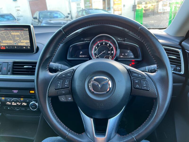MAZDA MAZDA3