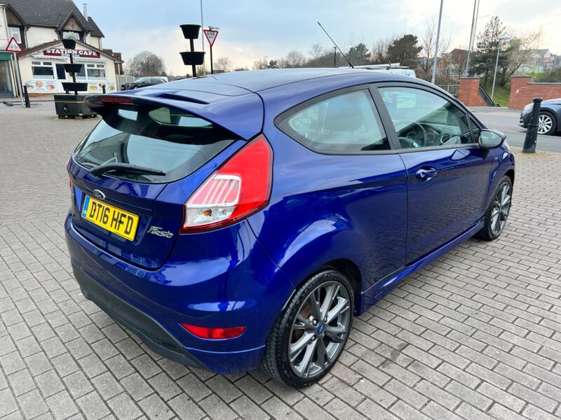 FORD FIESTA