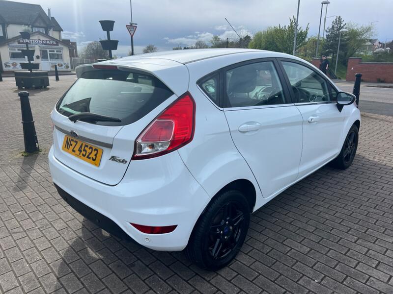 View FORD FIESTA 1.3 Zetec