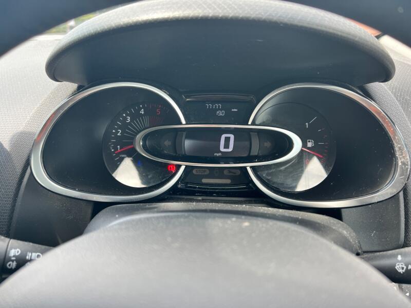 RENAULT CLIO