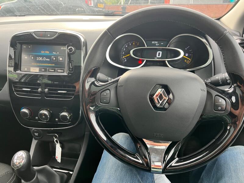 RENAULT CLIO