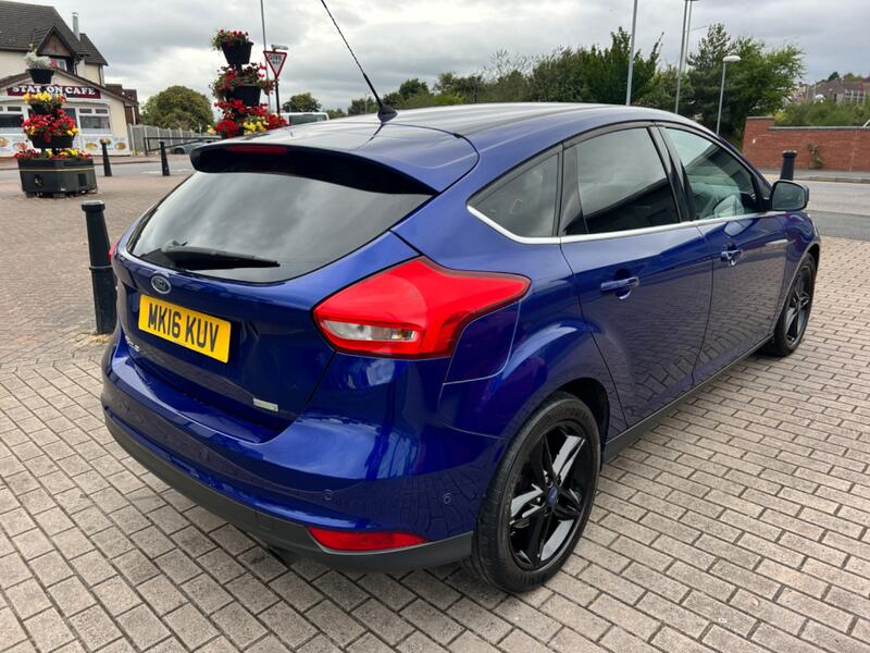 FORD FOCUS