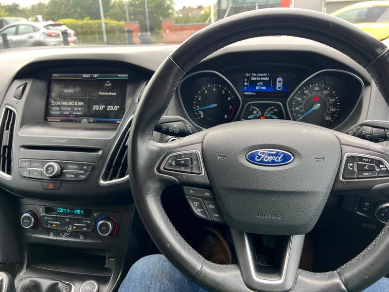 FORD FOCUS