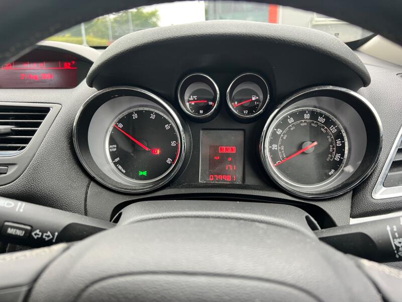 VAUXHALL MOKKA