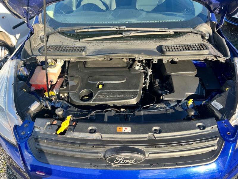 FORD KUGA