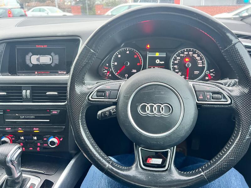 AUDI Q5