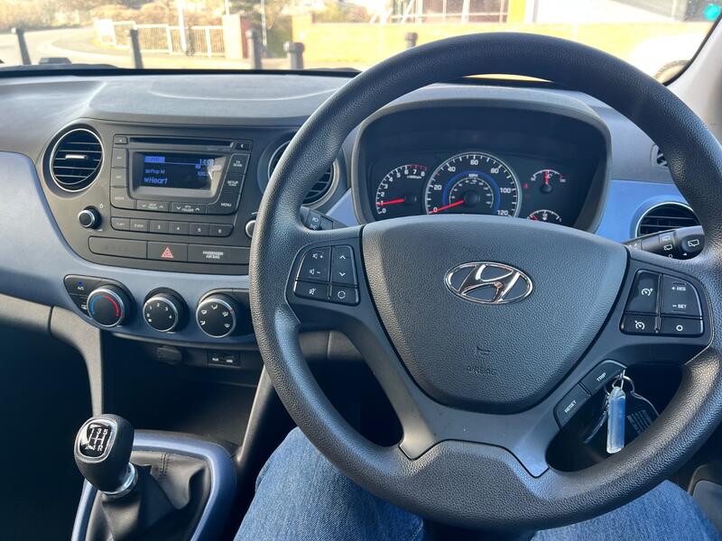 HYUNDAI I10