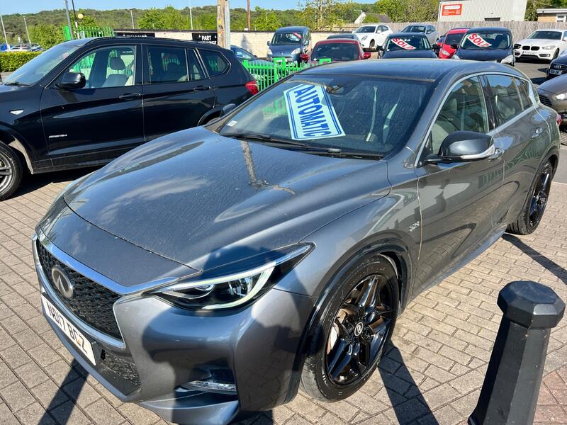 View INFINITI Q30 2.2 d Sport