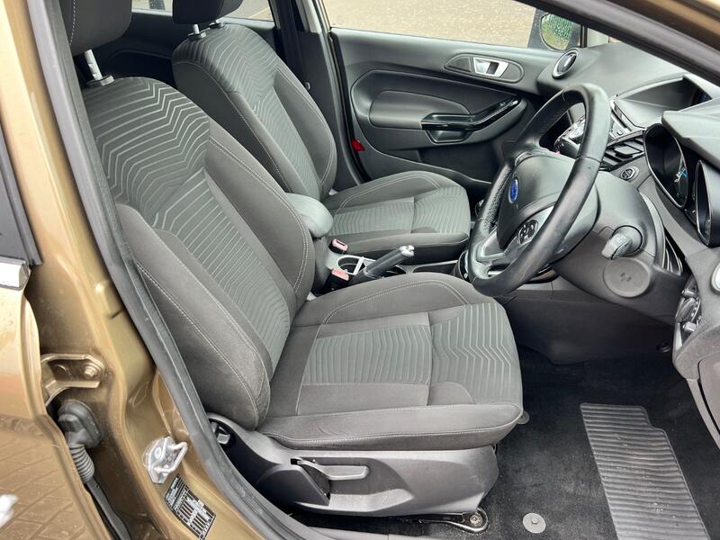 FORD FIESTA