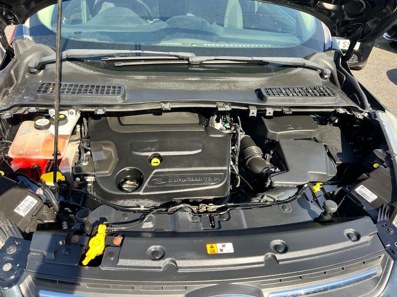 FORD KUGA