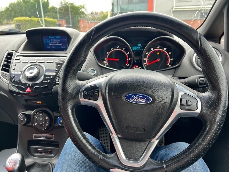 FORD FIESTA