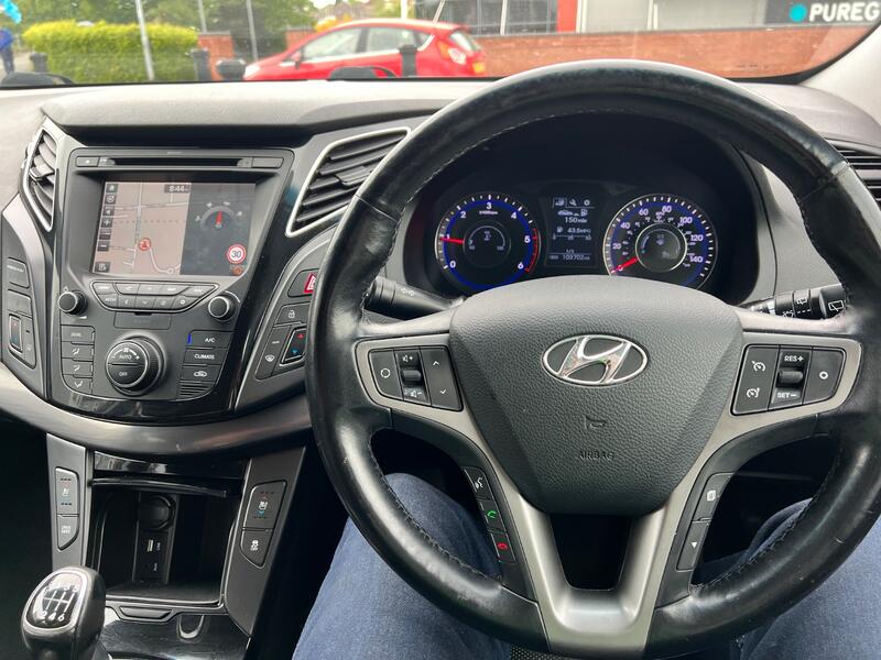 HYUNDAI I40