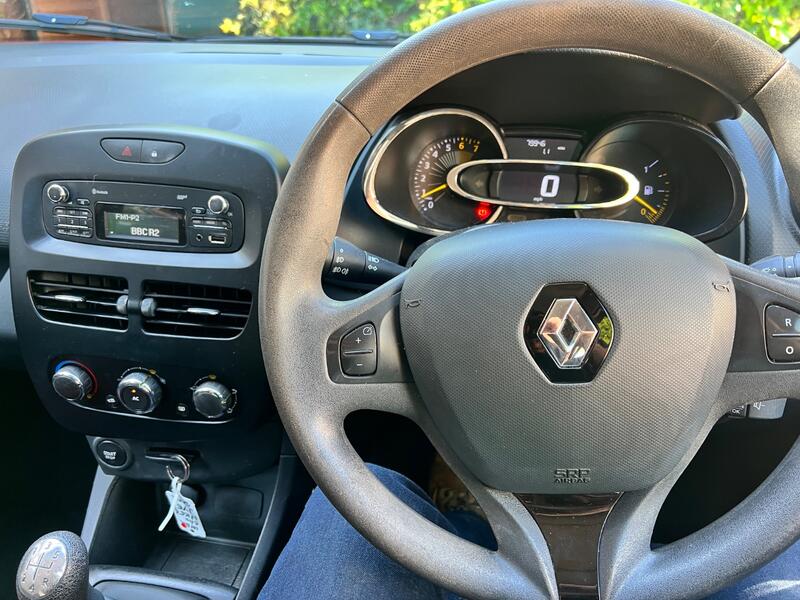 RENAULT CLIO