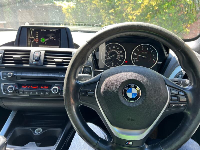 BMW 1 SERIES