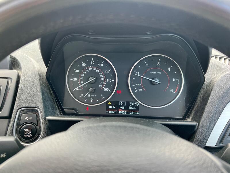 BMW 1 SERIES