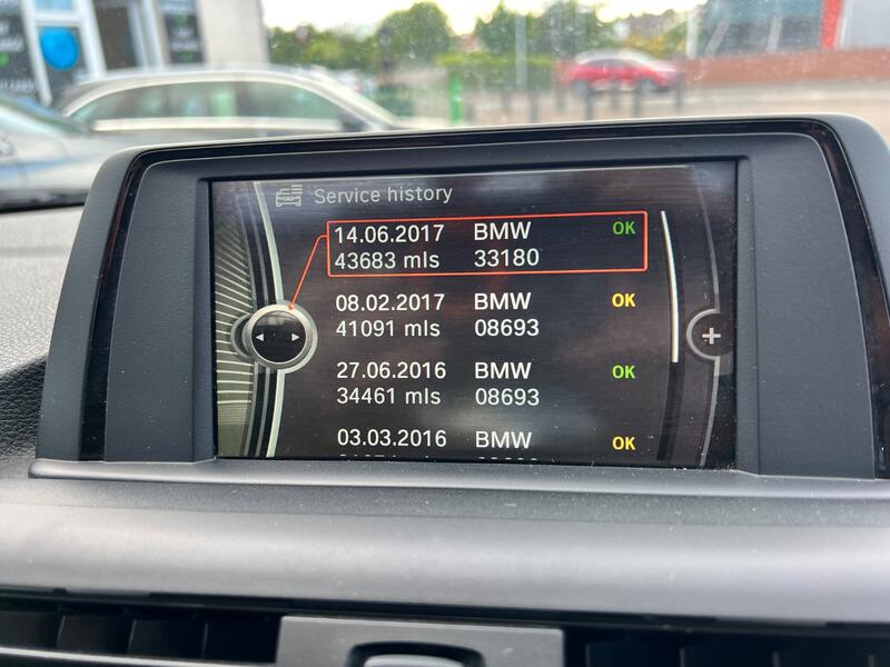 BMW 1 SERIES