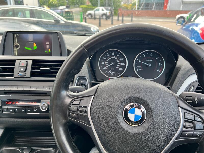 BMW 1 SERIES