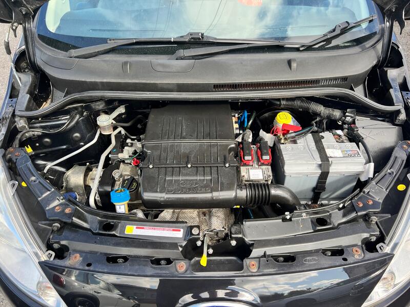 FORD KA