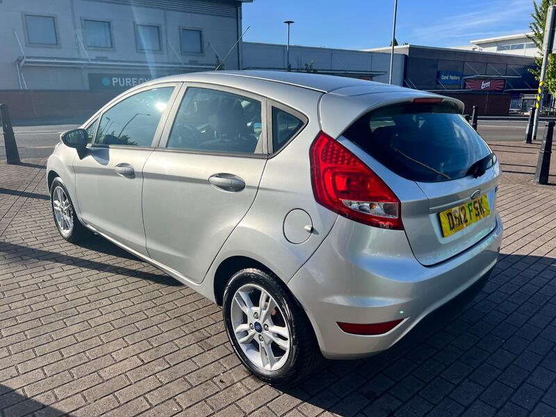 View FORD FIESTA 1.3 Edge