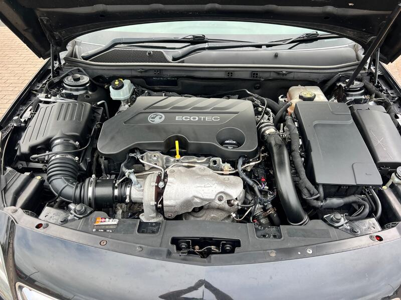 VAUXHALL INSIGNIA