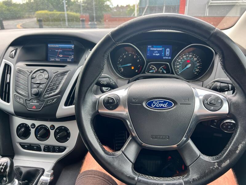 FORD FOCUS