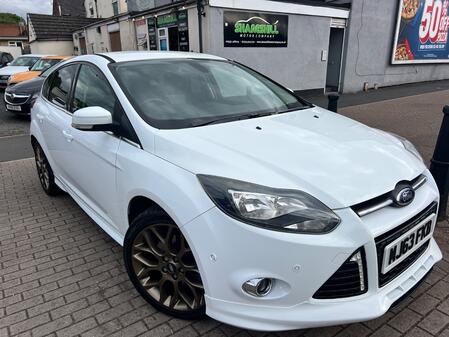FORD FOCUS 1.6 T EcoBoost Zetec S