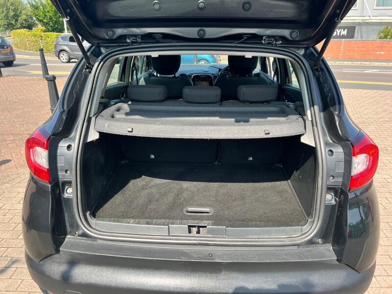 RENAULT CAPTUR