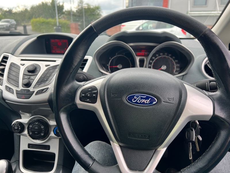 FORD FIESTA
