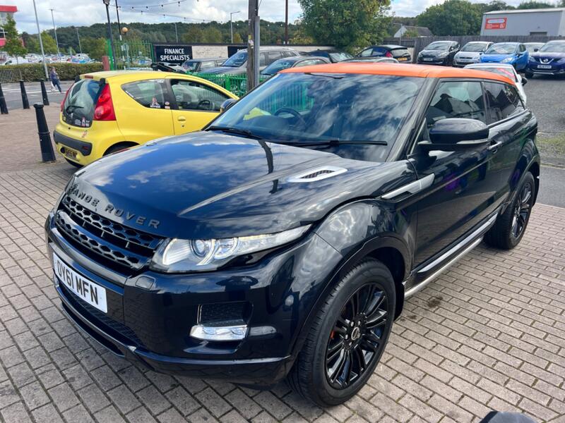 View LAND ROVER RANGE ROVER EVOQUE 2.2 SD4 Prestige